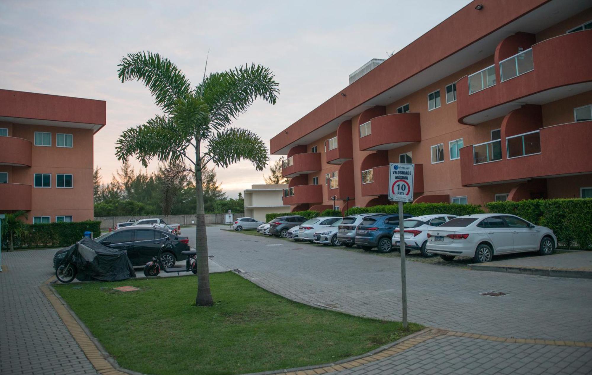 Arraial do Cabo - Apartamento em condomínio com jeito de Resort Exterior foto